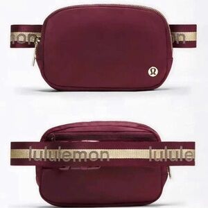 Lululemon Everywhere Belt Bag Wordmark Deep Luxe Red(Burgundy) /Gold